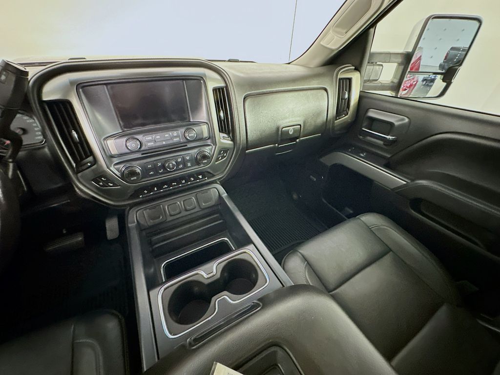 ChevroletSilverado 2500HD11