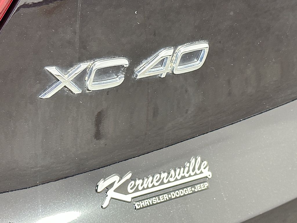 VolvoXC4028