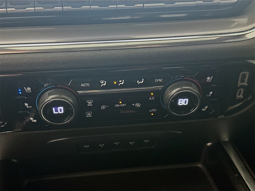 ChevroletSilverado 3500HD18