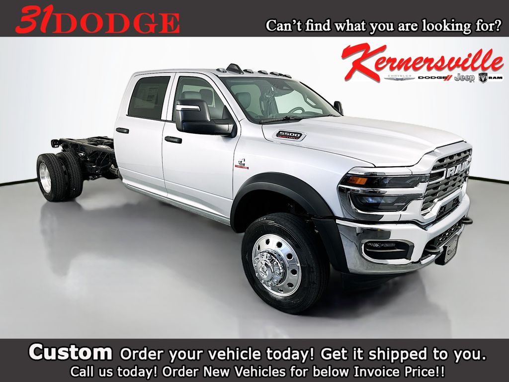 2026 RAM 5500 Big Horn 4X4 Crew Cab DRW 197" WB's photo