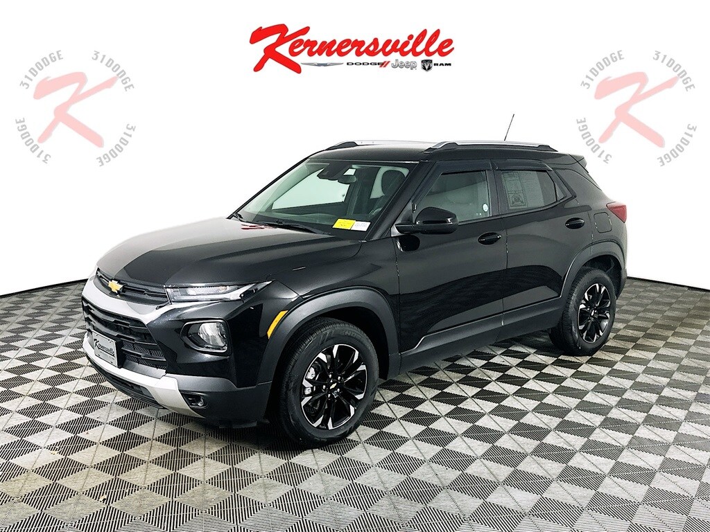 2023 Chevrolet Trailblazer LT photo 3