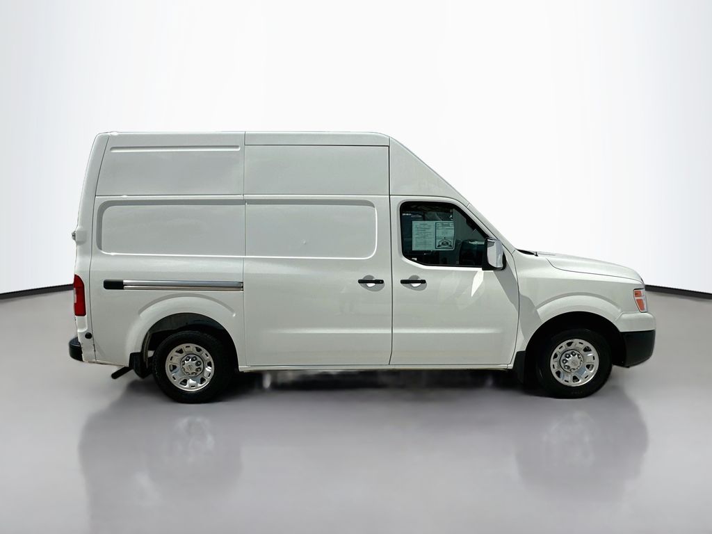 NissanNV2500 HD7