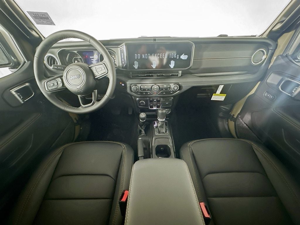JeepGladiator9