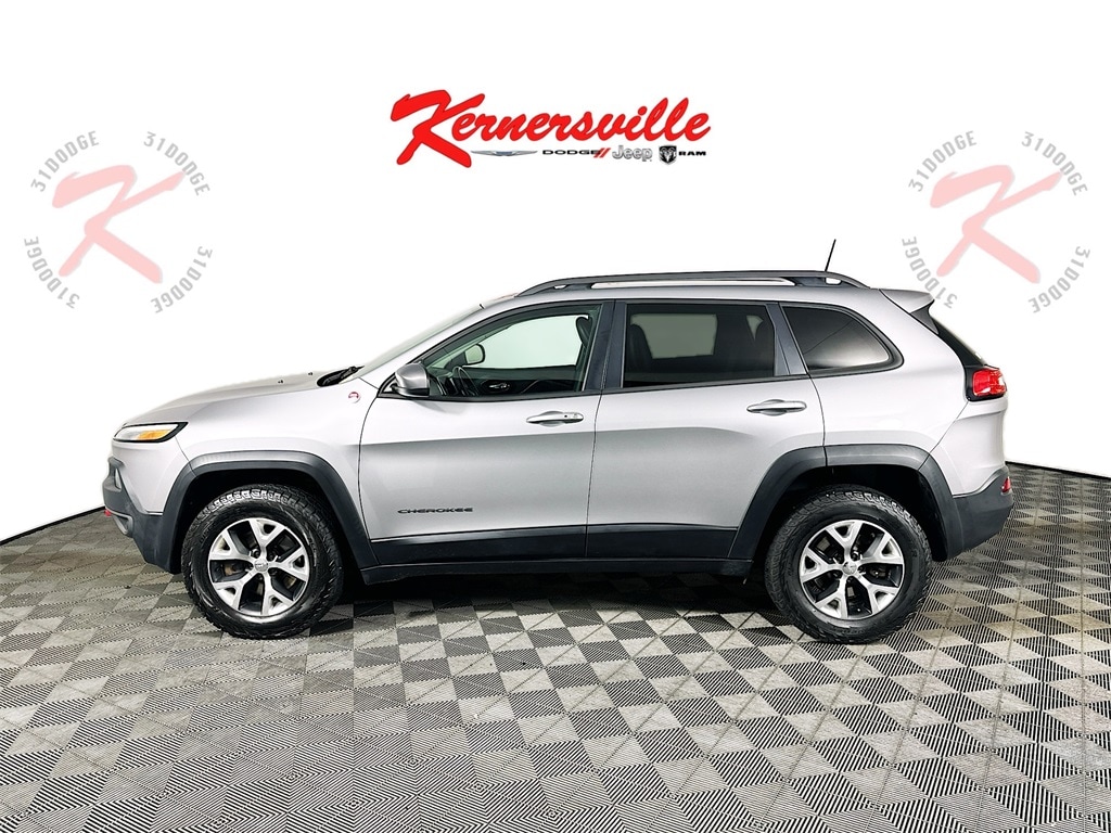Used 2017 Jeep Cherokee Trailhawk SUV