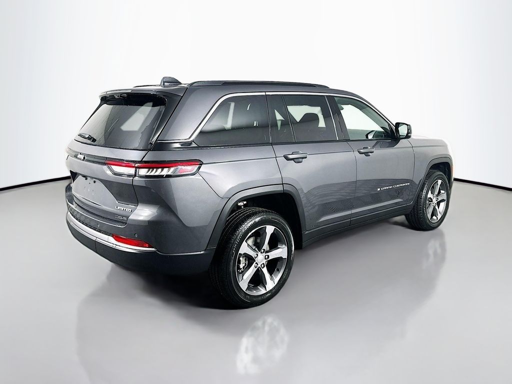 JeepGrand Cherokee7