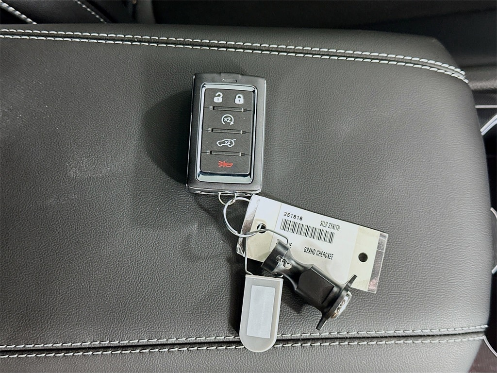 JeepGrand Cherokee20