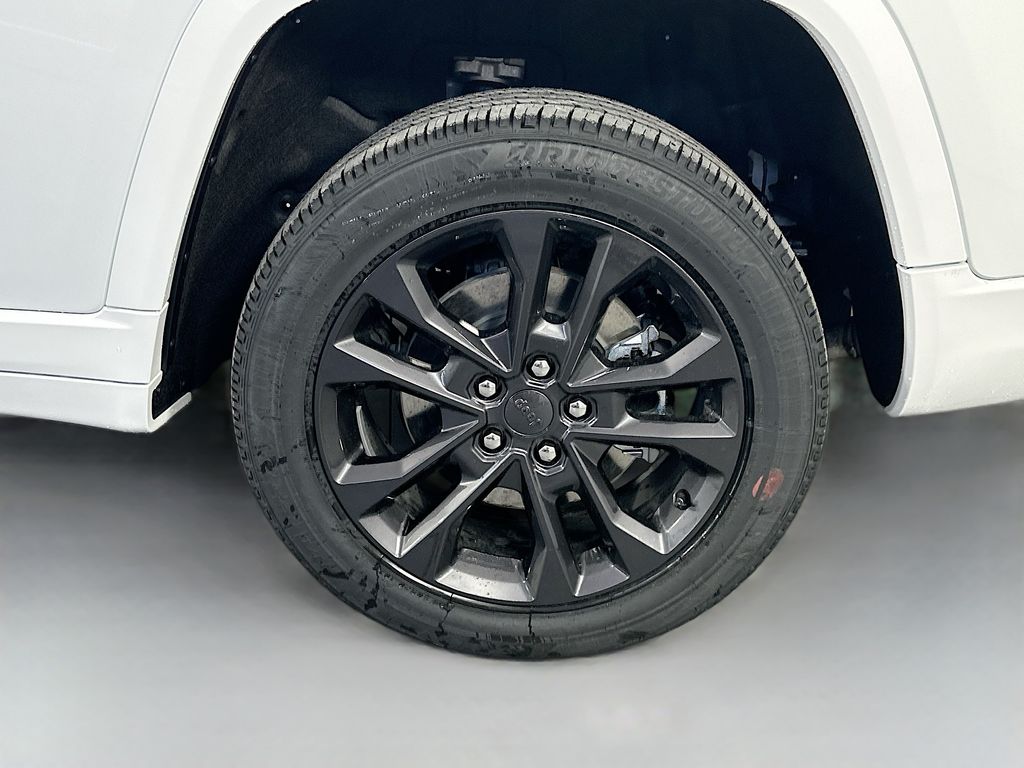 JeepGrand Cherokee L17
