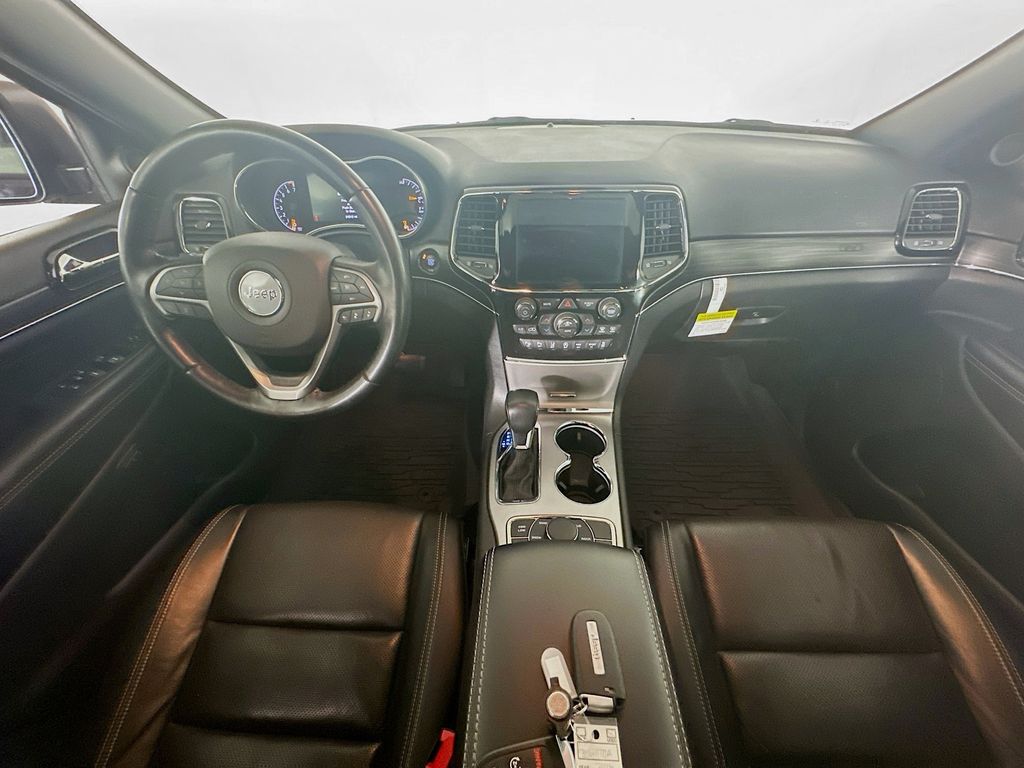 JeepGrand Cherokee10