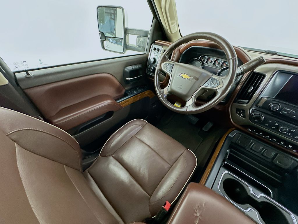 ChevroletSilverado 2500HD9