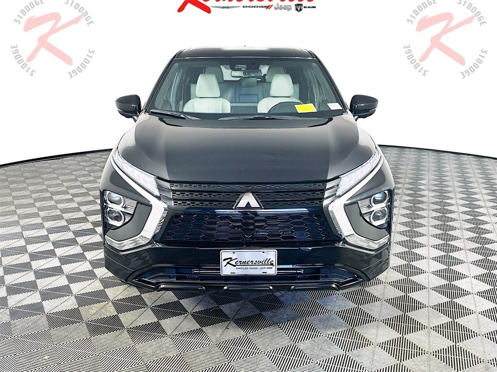 2024 Mitsubishi Eclipse Cross SEL photo 2