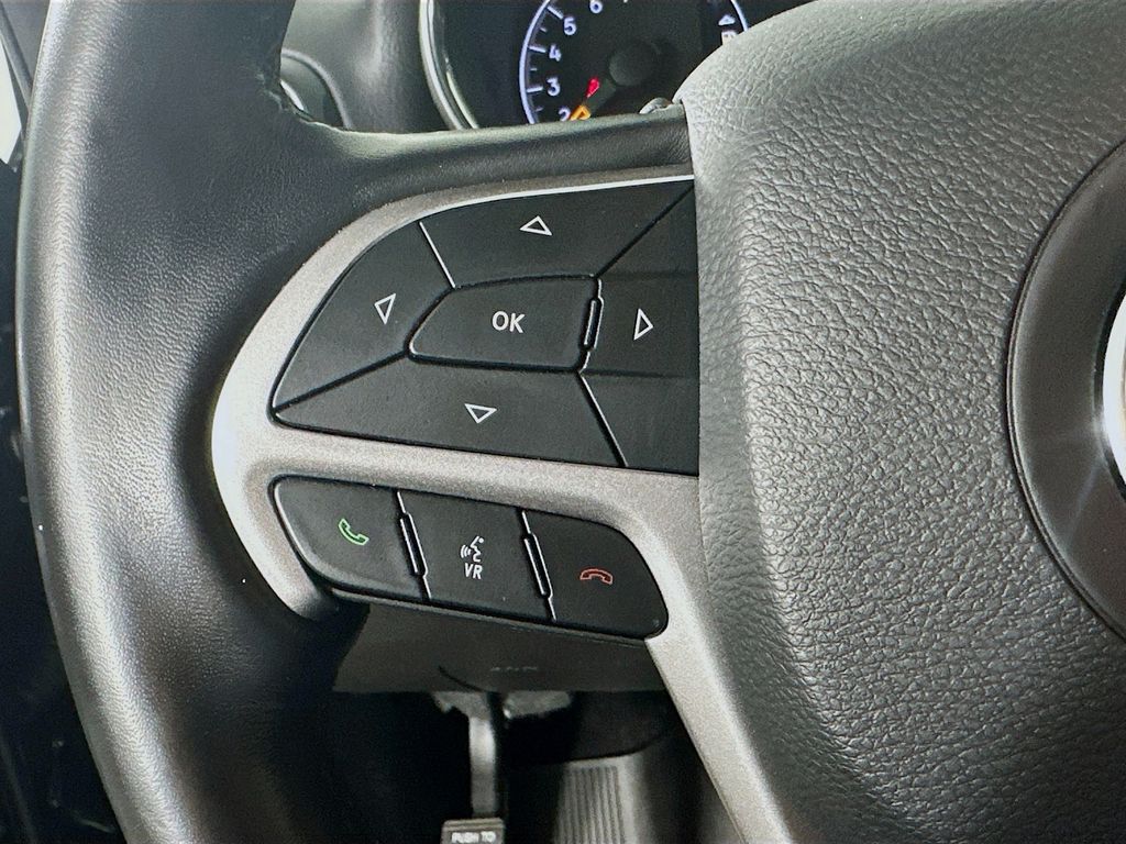 JeepGrand Cherokee25