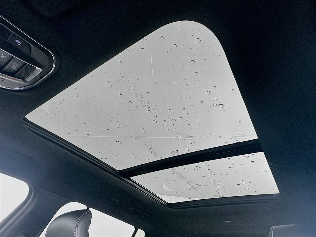 JeepGrand Cherokee L14