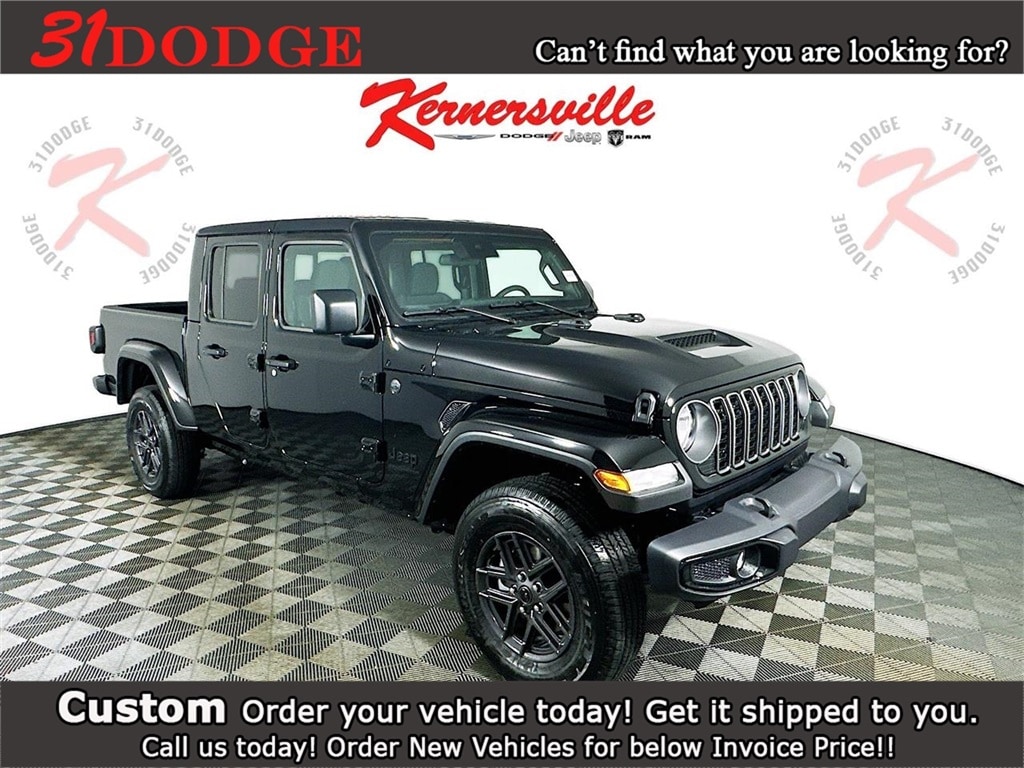 New 2025 Jeep Gladiator Sport S Truck Crew Cab