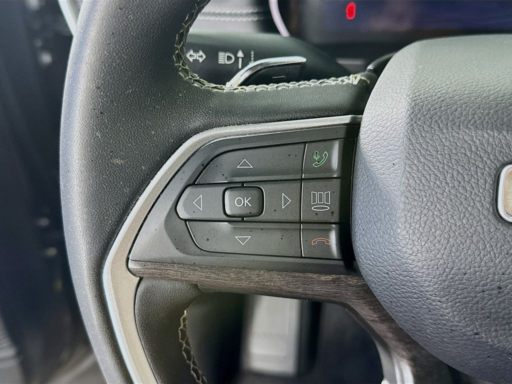 JeepGrand Cherokee L26