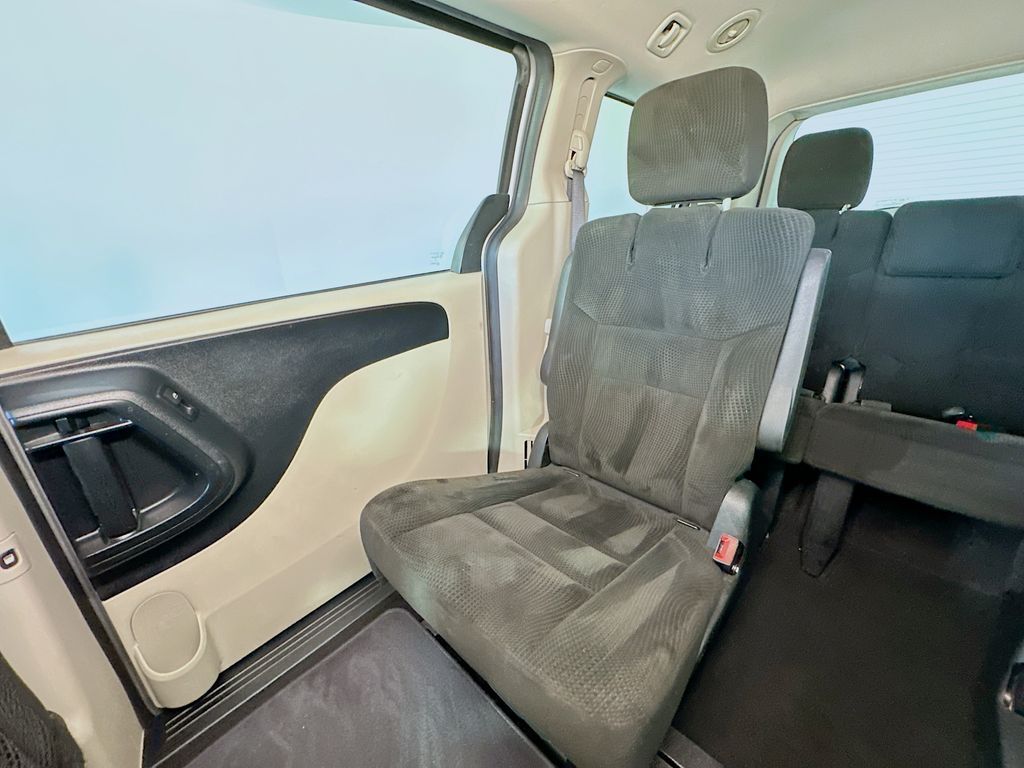 DodgeGrand Caravan12