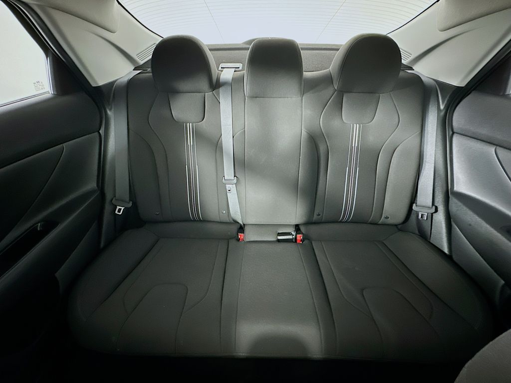 HyundaiElantra13