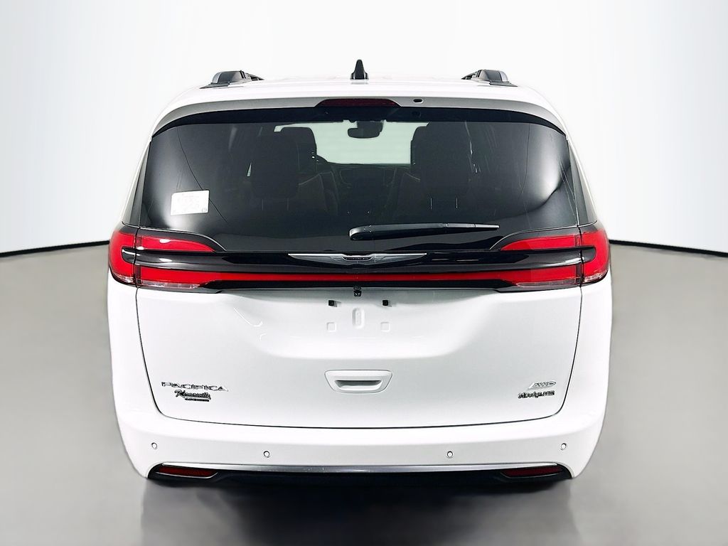 ChryslerPacifica6