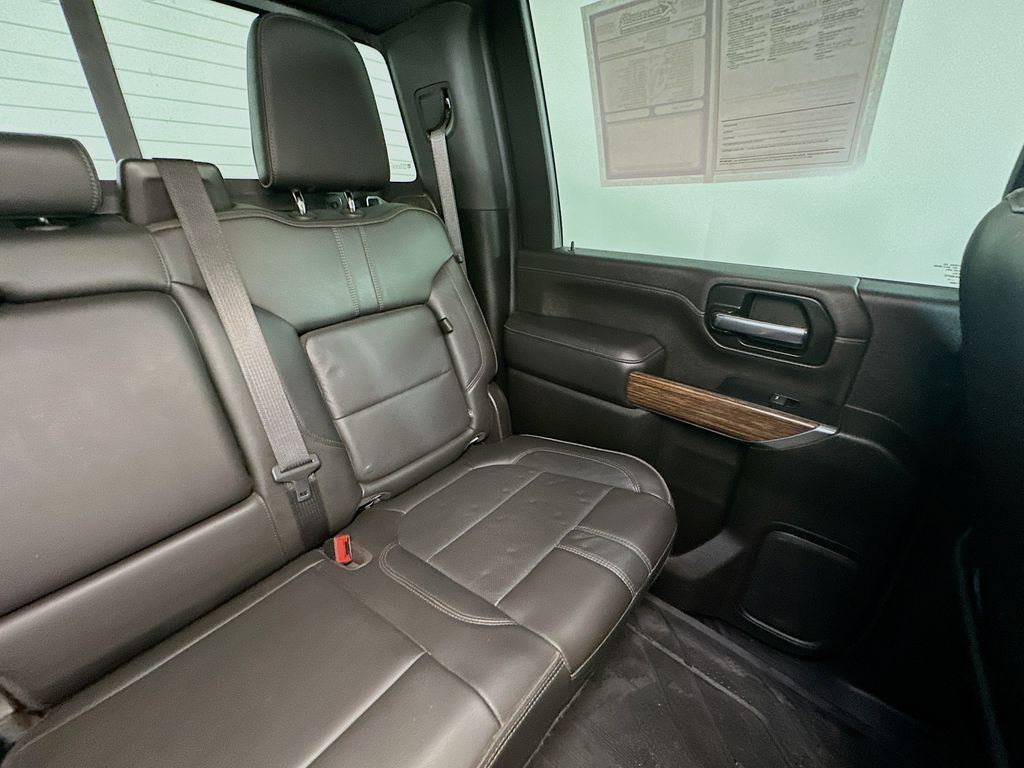 ChevroletSilverado 2500HD14
