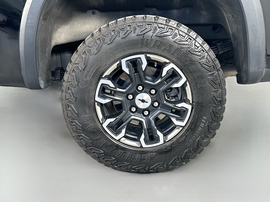 ChevroletSilverado 150035