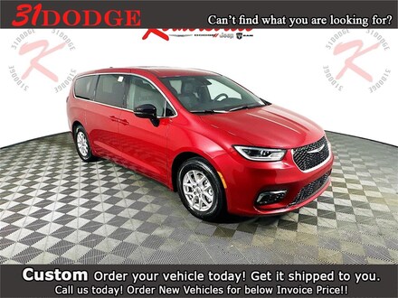 2025 Chrysler Pacifica Select Passenger Van