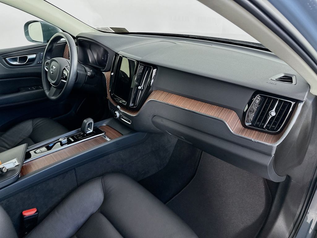 VolvoXC6030