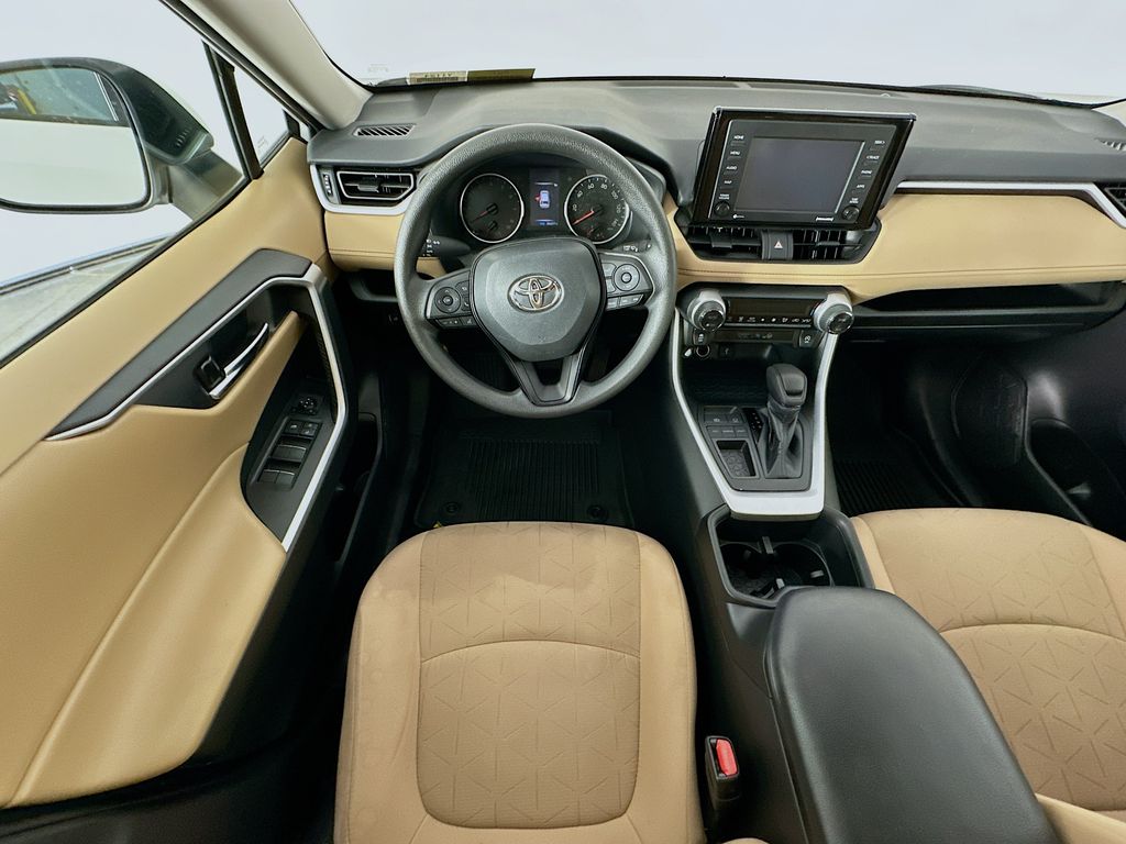 ToyotaRAV49