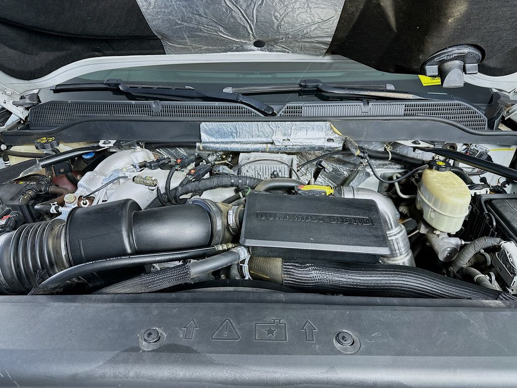 ChevroletSilverado 2500HD32