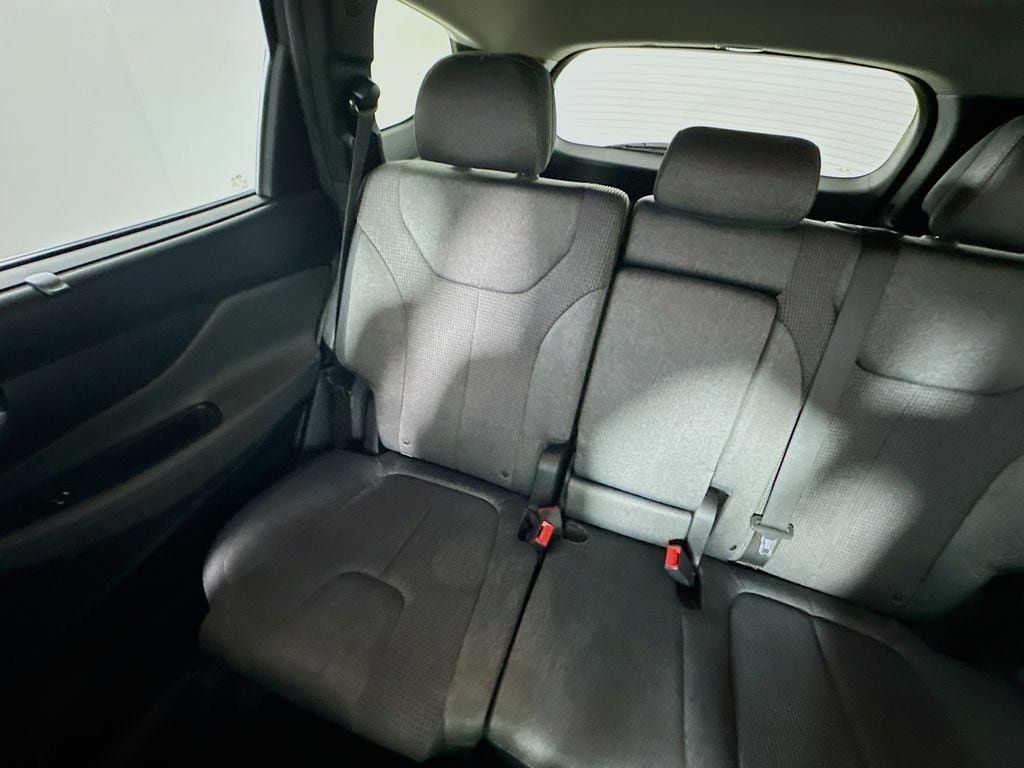 HyundaiSanta Fe12