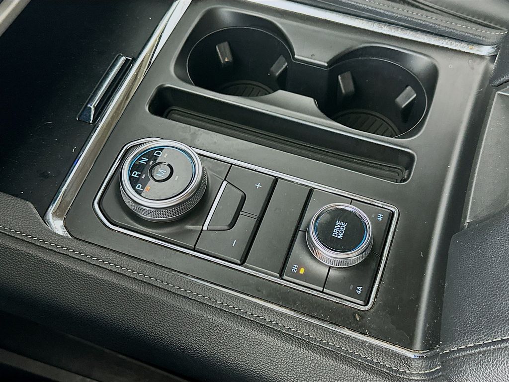 FordExpedition Max16