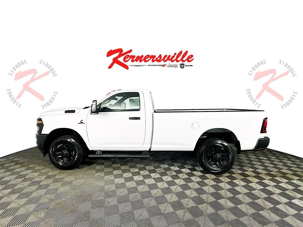2025 Ram 2500 Tradesman photo 2