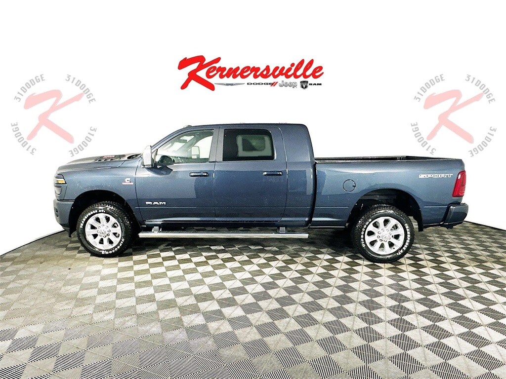 2025 Ram 3500 Laramie photo 4