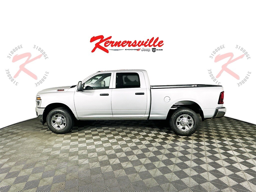2026 Ram 2500 Tradesman photo 4