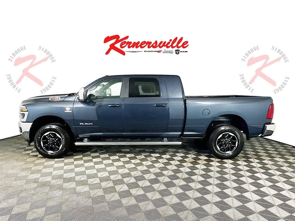 2025 Ram 3500 Laramie photo 4