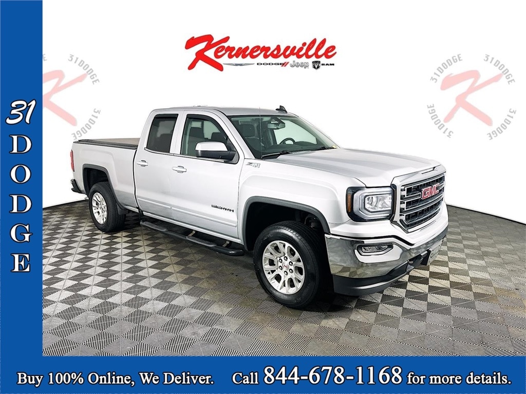 2017 GMC Sierra SLE's photo