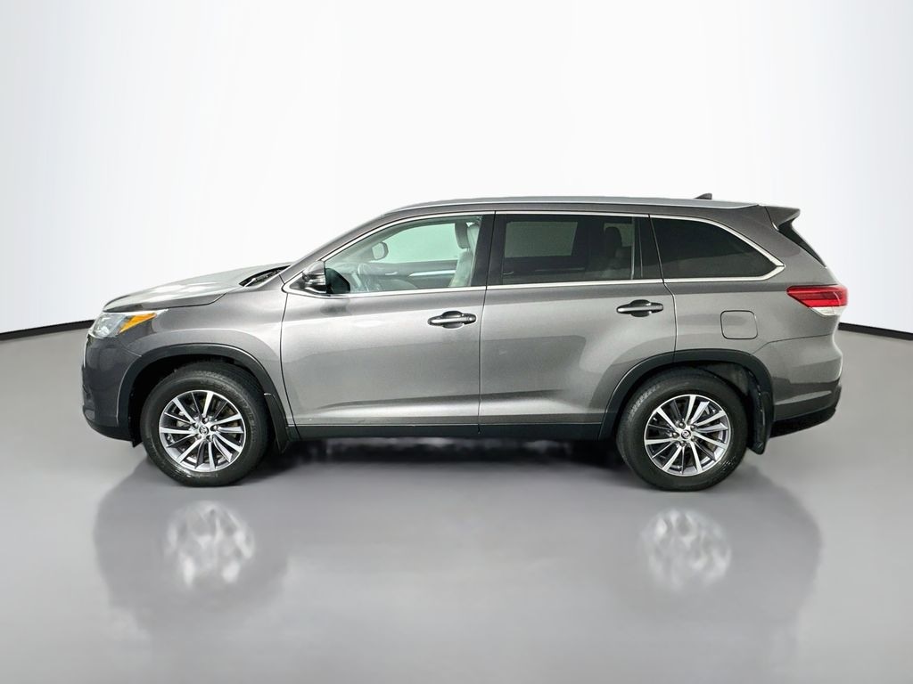 Used 2019 Toyota Highlander XLE SUV