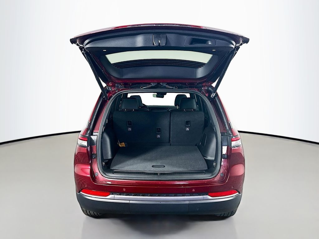 JeepGrand Cherokee16