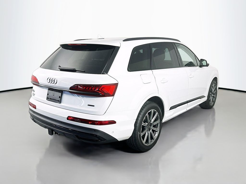 AudiQ77
