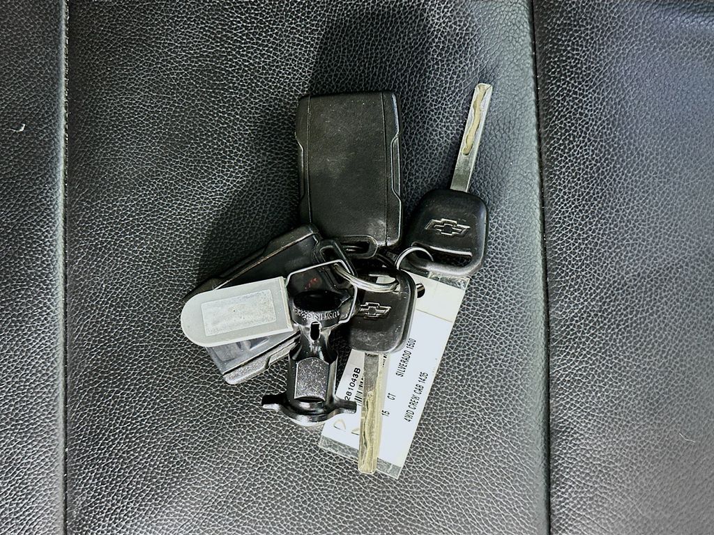 ChevroletSilverado 150035