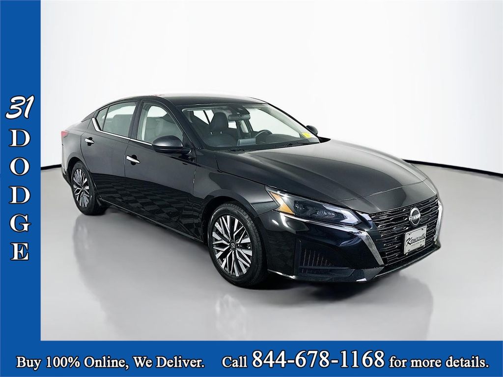 2024 Nissan Altima SV