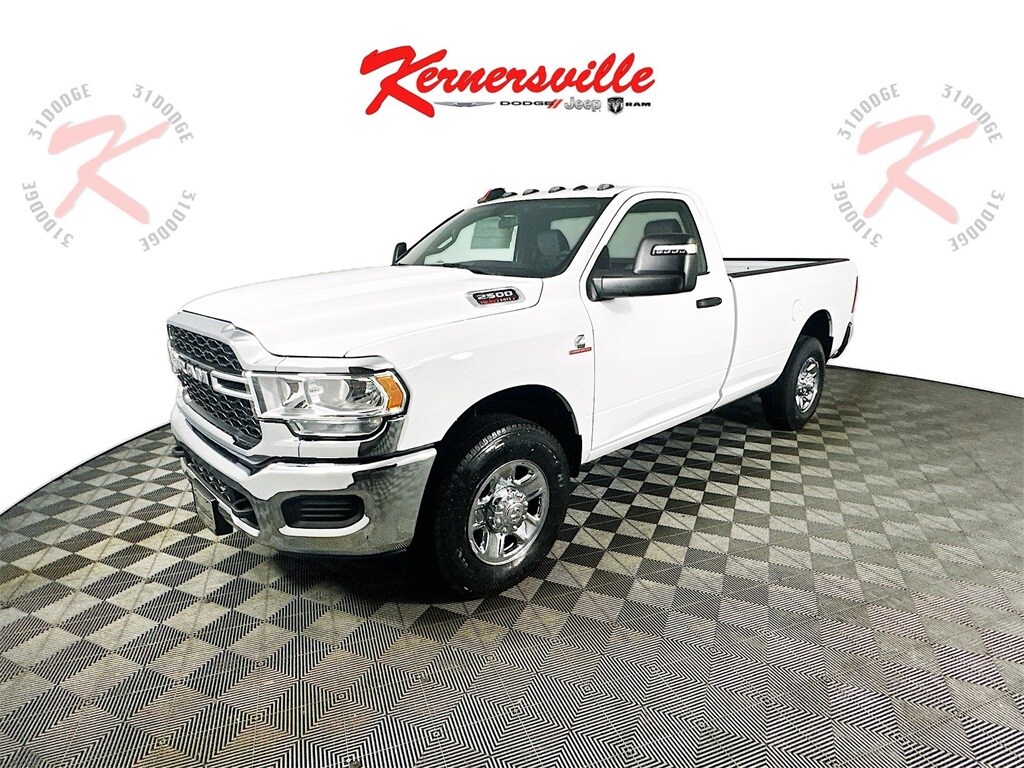 2024 Ram 2500 Tradesman photo 3