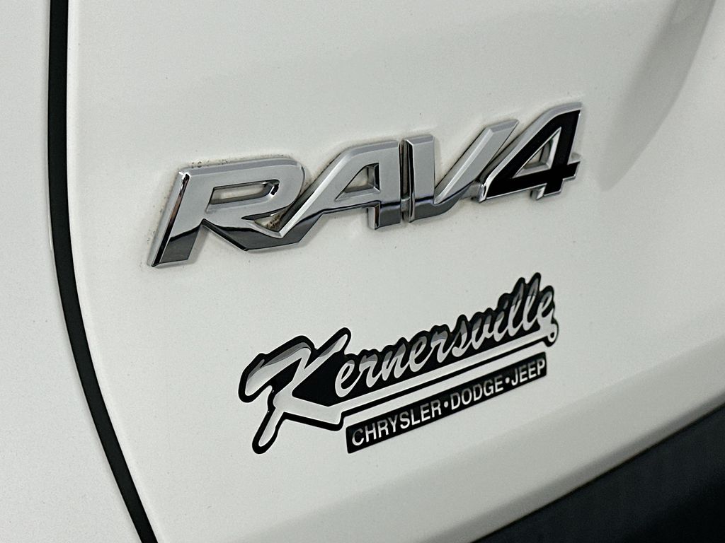 ToyotaRAV424