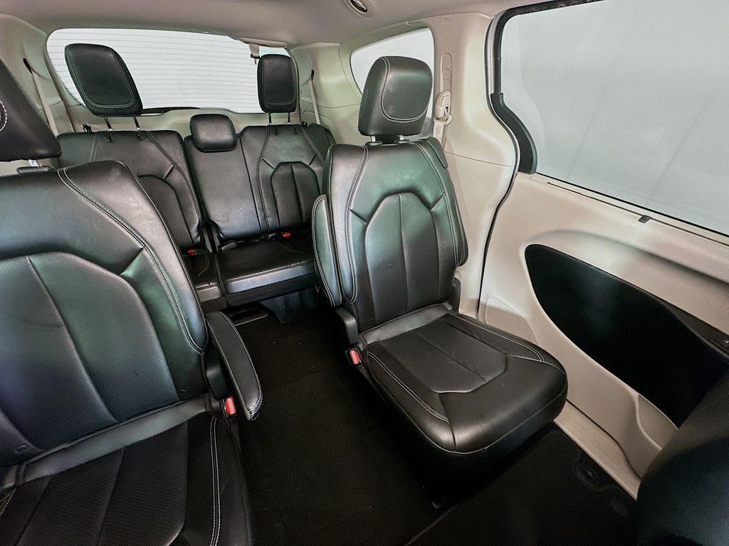 ChryslerPacifica38