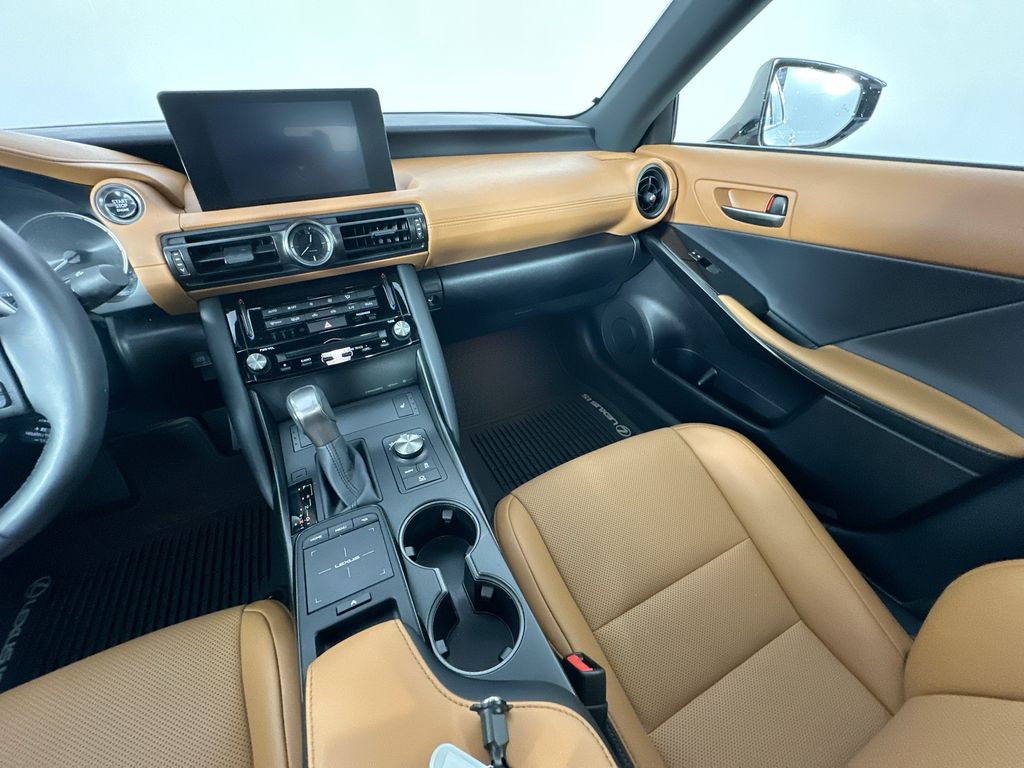 LexusIS11