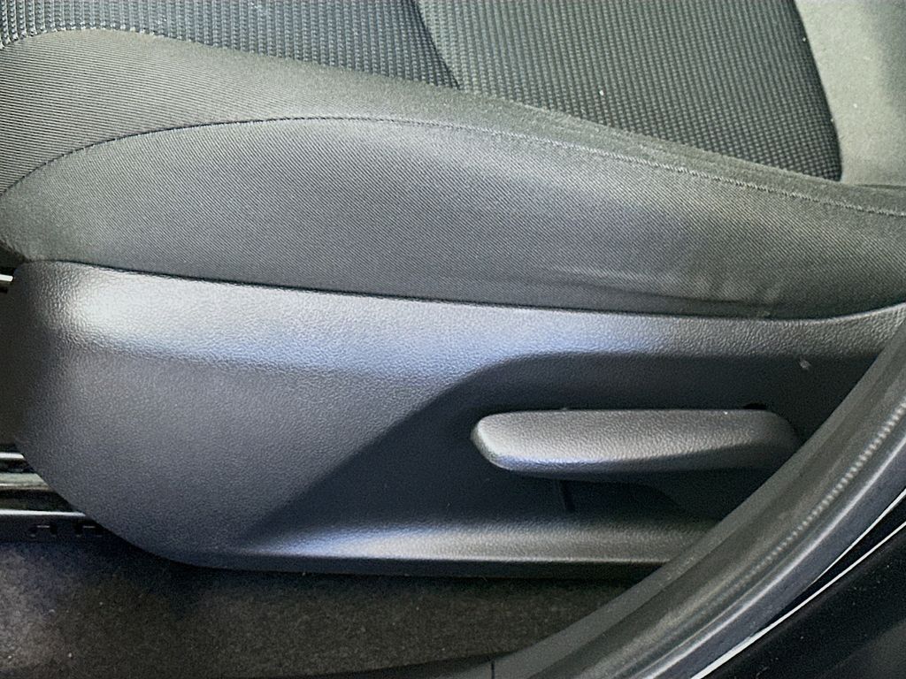 ToyotaRAV4 Hybrid22