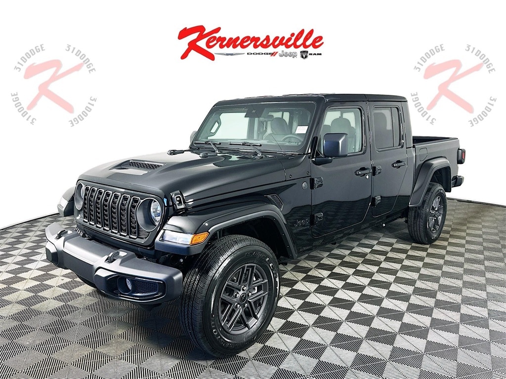 New 2025 Jeep Gladiator Sport S Truck Crew Cab