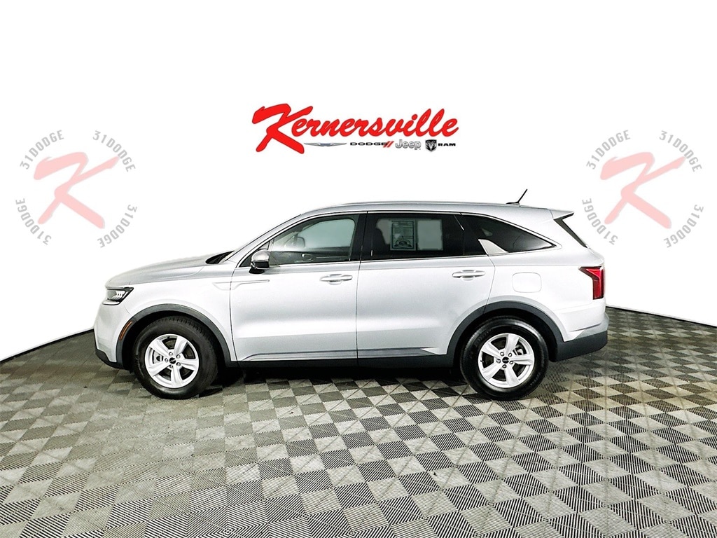 Used 2022 Kia Sorento LX SUV