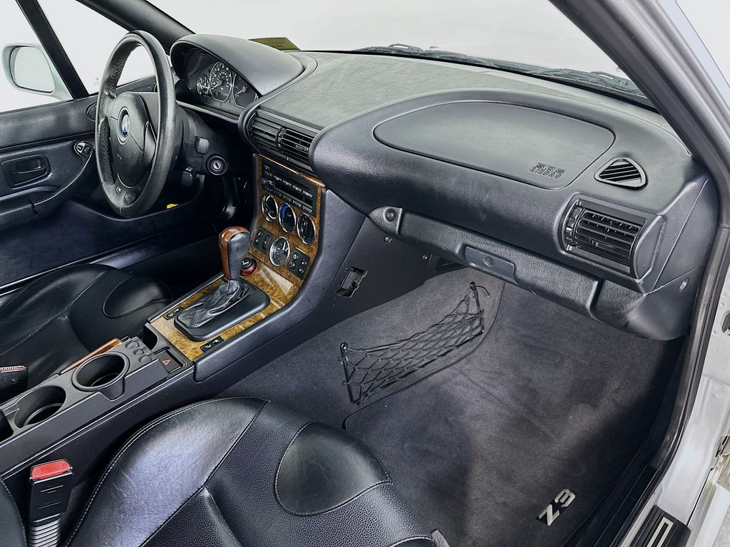 BMWZ325