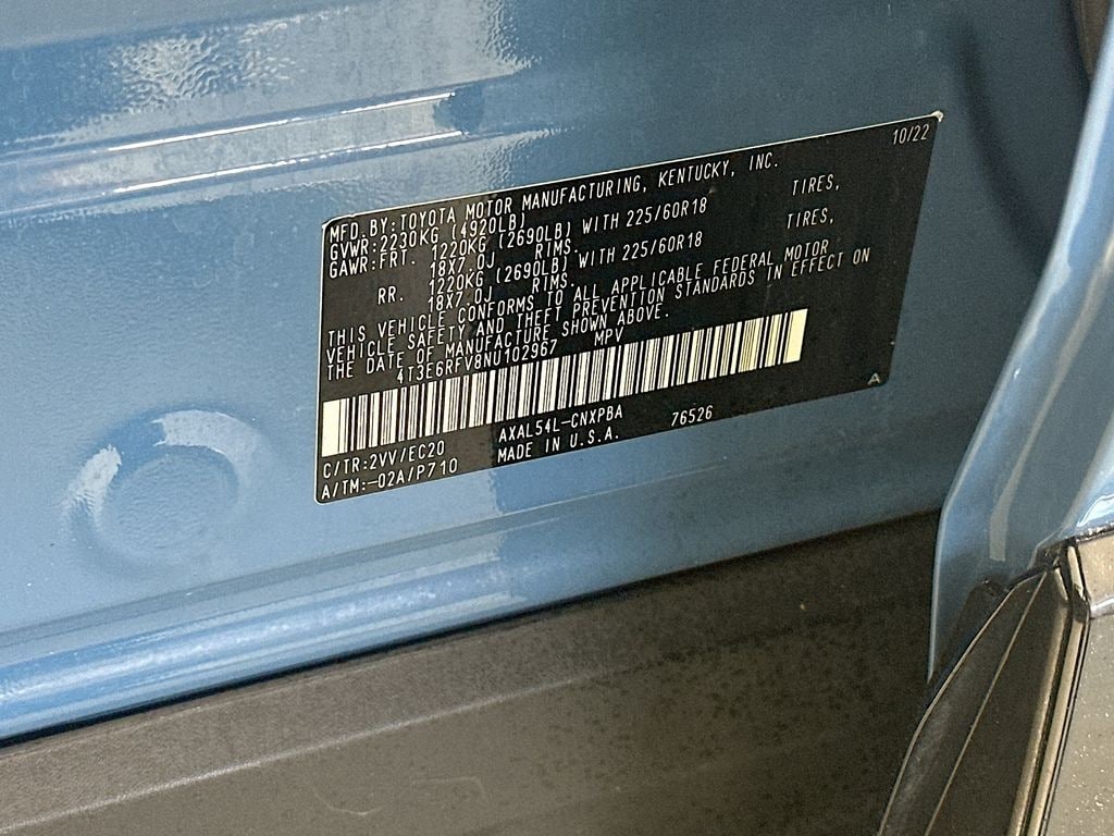 ToyotaRAV4 Hybrid35