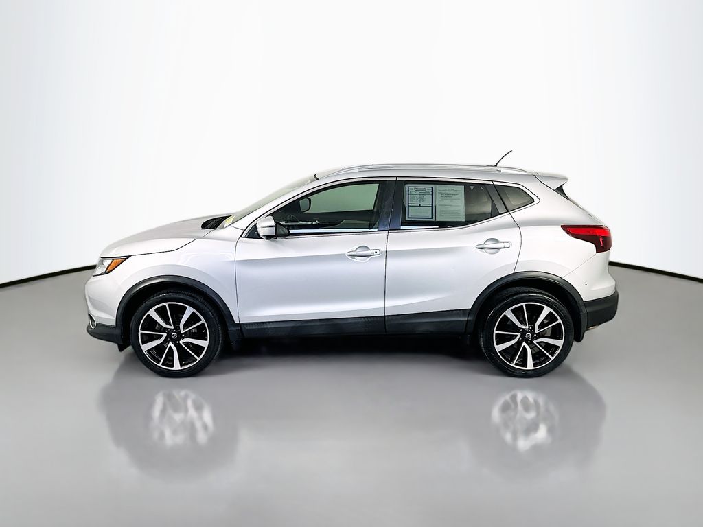 NissanRogue Sport4