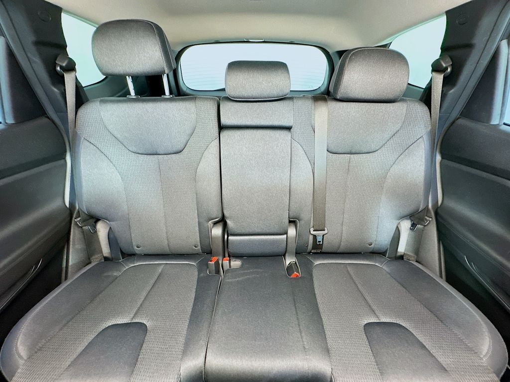 HyundaiSanta Fe13